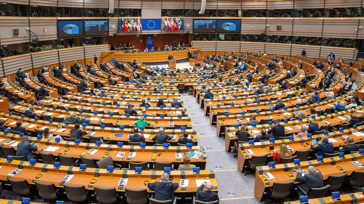 EU-Migrationsgesetz: Hält die Brüsseler Brandmauer gegen rechts?