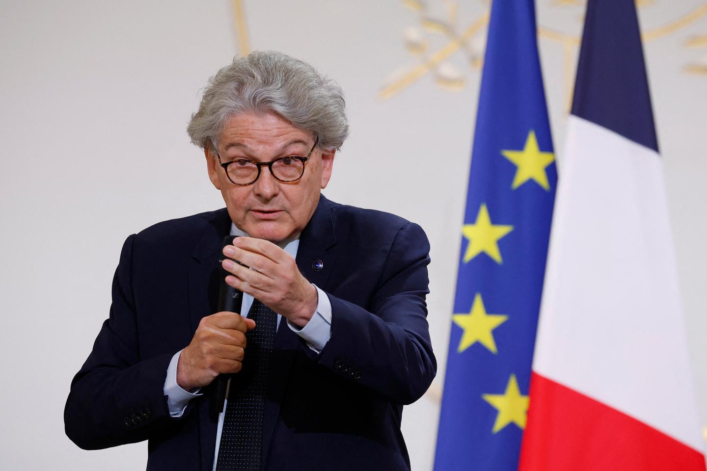 Thierry Breton : « Il faut inscrire dans la Constitution française une règle d’or limitant le déficit public à 1 % du PIB à l’horizon 2032 »