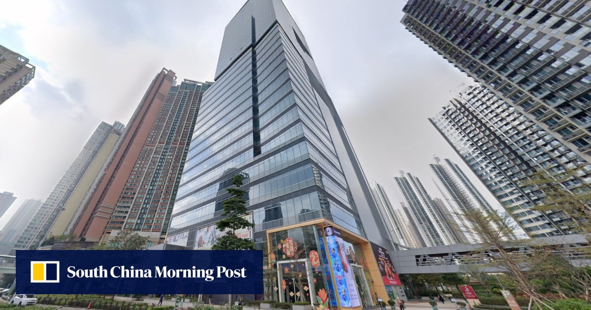 Air-con technician critically injured after fall from ladder in Tsuen Wan