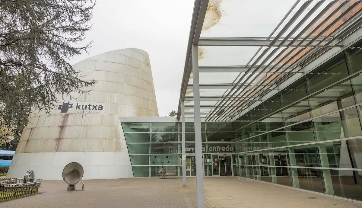 Einstein llora el cierre del museo de la ciencia de San Sebastián