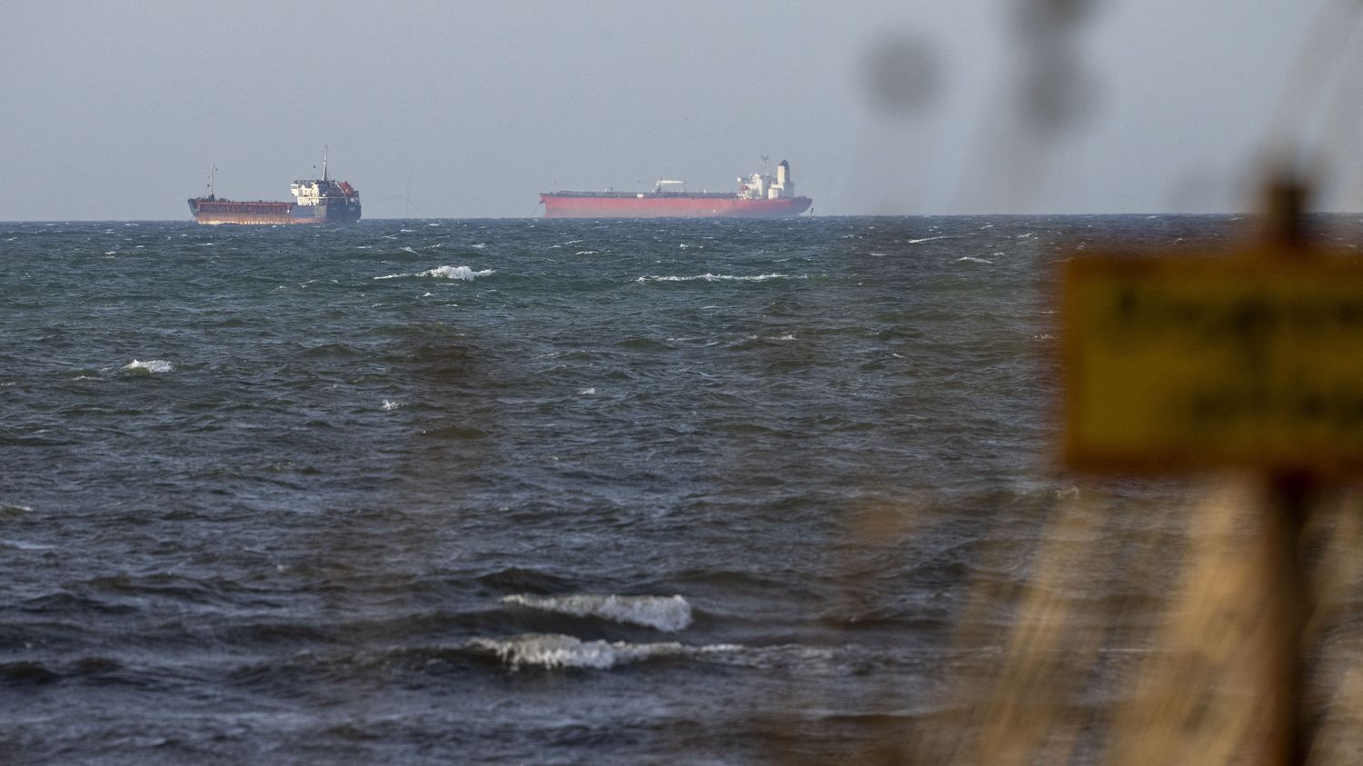Londres autorise l'interception de navires de la "flotte fantôme" russe dans ses eaux territoriales