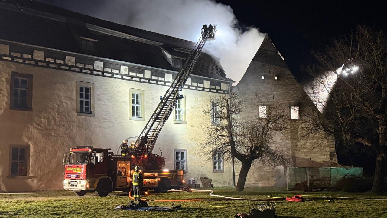 Brand in Thüringen: Runneburg in Weißensee teilweise abgebrannt