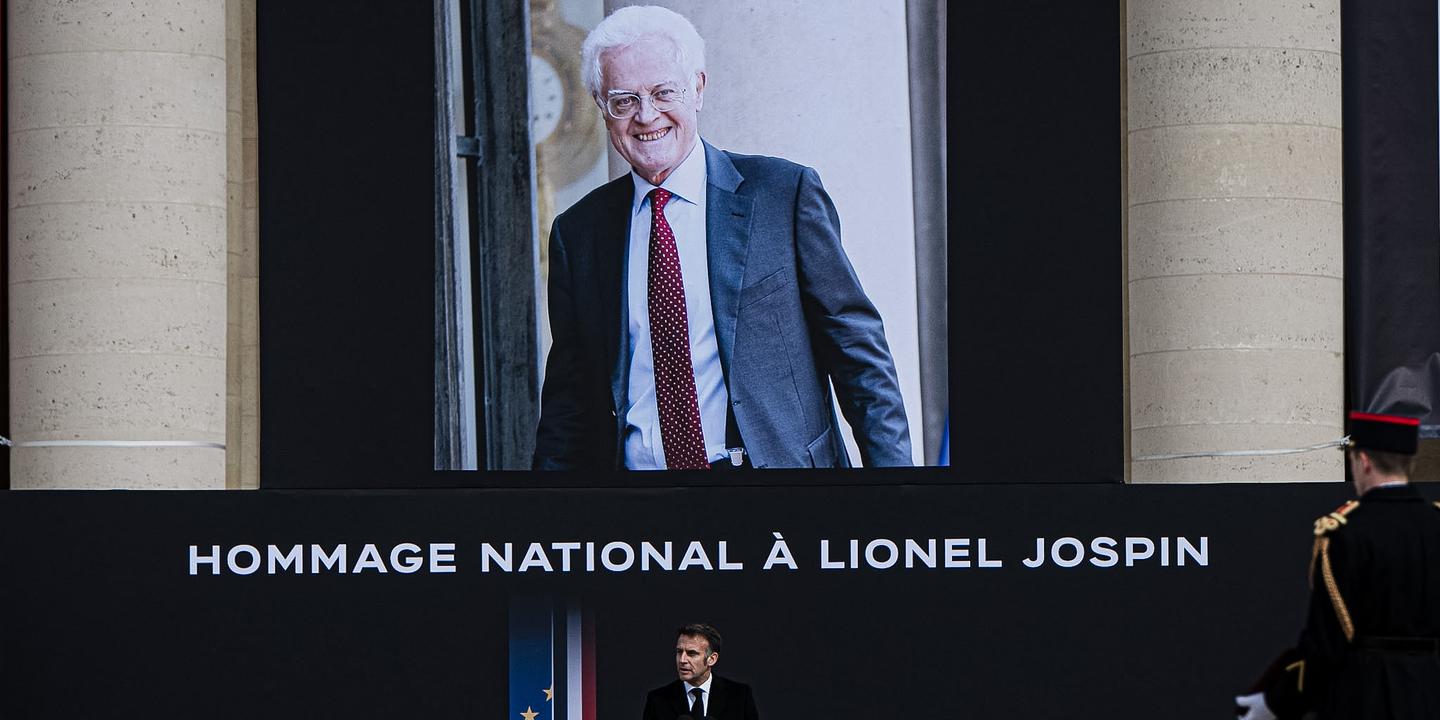 EN DIRECT, hommage à Lionel Jospin aux Invalides : Emmanuel Macron salue « un humble militant » qui a « modernisé » la France « de manière inédite »