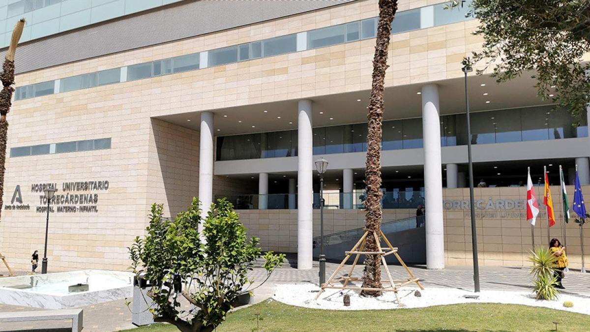 Detienen en Vícar al joven que apuñaló a su madre en cabeza y cuello