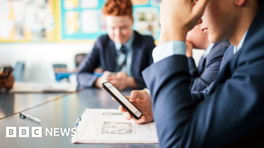 How will the UK respond to US court verdict on social media?