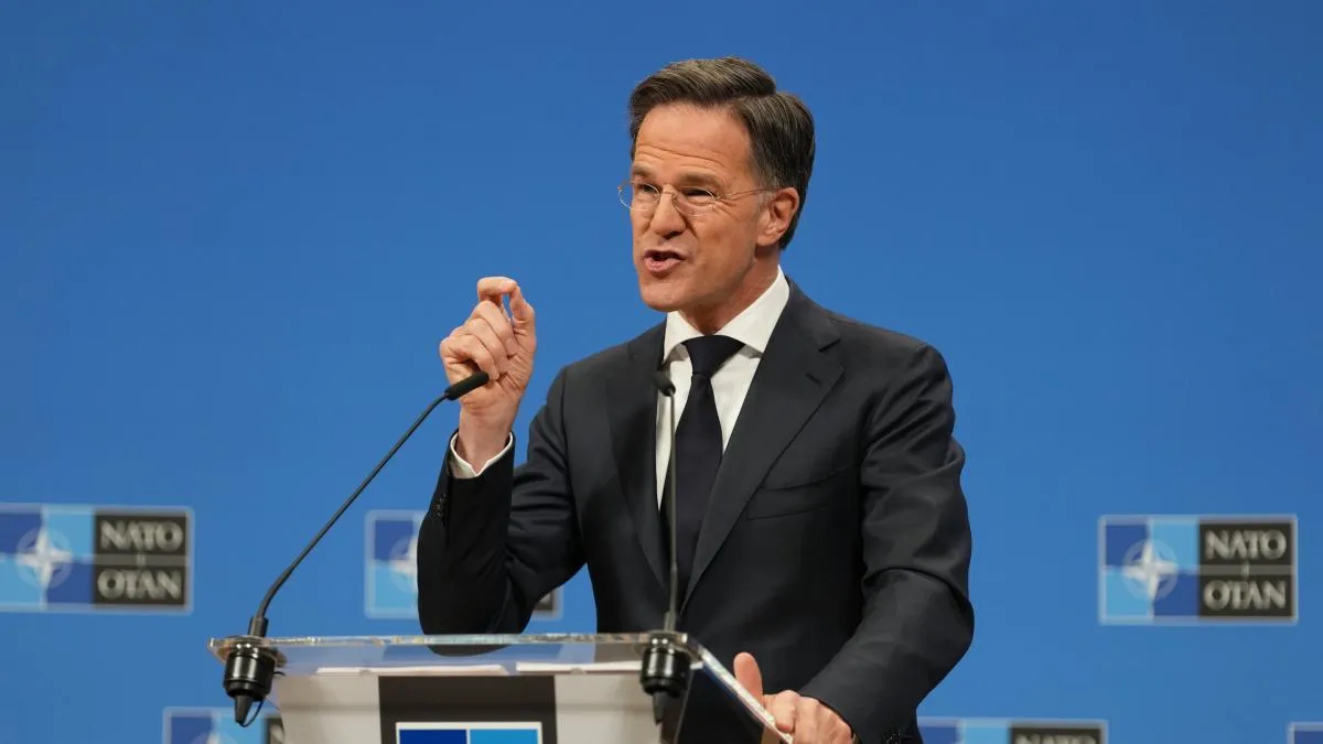 
                  Rutte justifica a Trump pero le pide tiempo para que los europeos se organicen en Ormuz
              