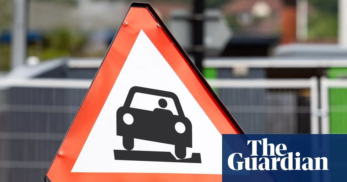 Ministers vow to spend record £8.4bn on road maintenance in England