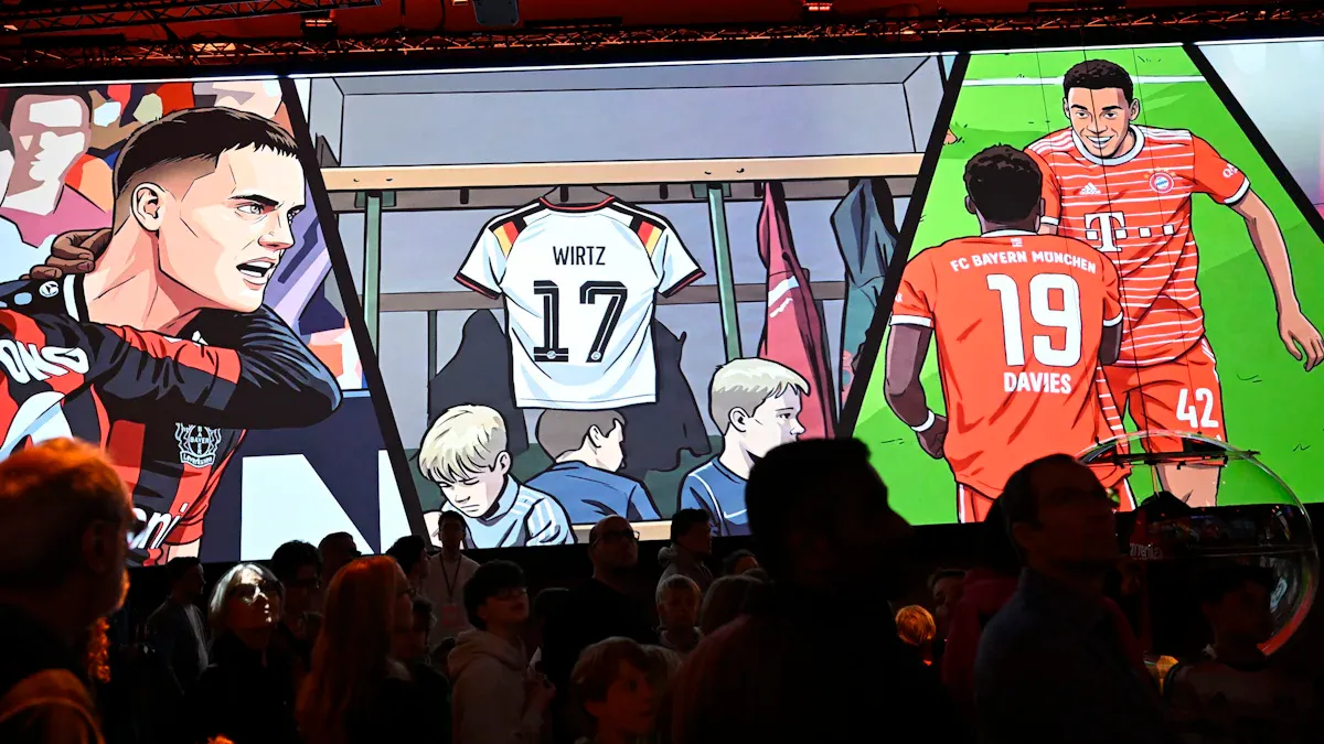 Deutsches Fußballmuseum: Nationalspieler à la Spider-Man und Superman