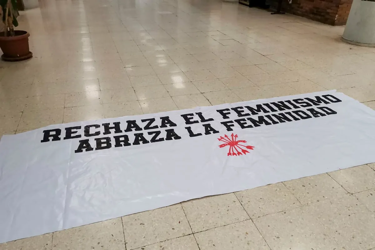 Detenidos 13 violentos relacionados con la Falange que quisieron reventar el 8-M en la Complutense