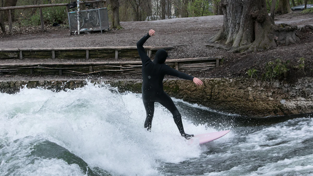 Surfspot in München: Plötzlich ist die Eisbachwelle zurück