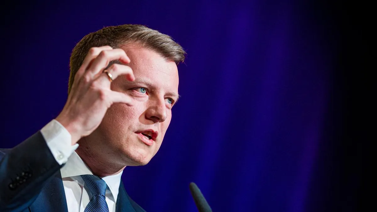 Höne bewirbt sich um FDP-Bundesvorsitz - Konkurrenz für Dürr