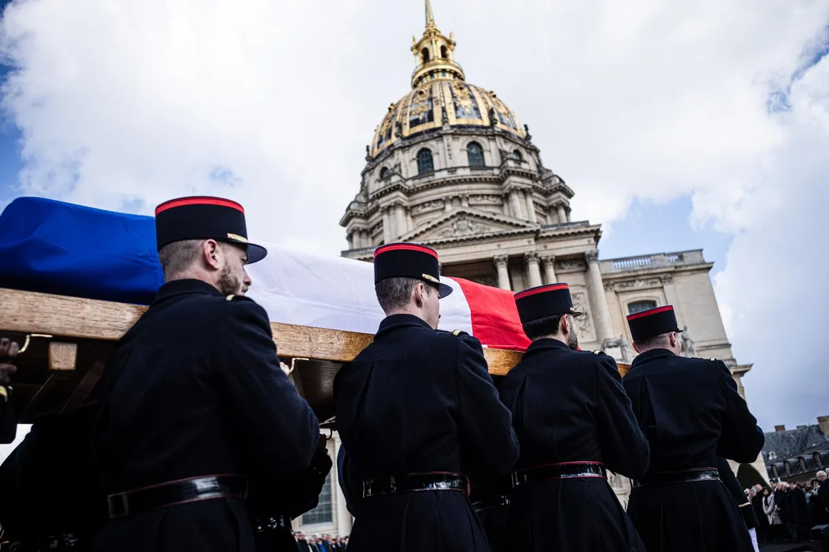 Hommage national à Lionel Jospin aux Invalides : « Avec lui, c’est une part de nous-même qui s’en va »