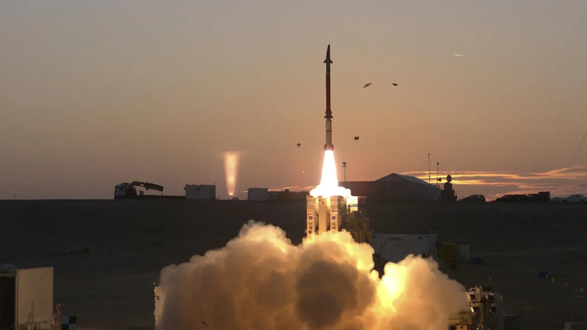 Israël: l'armée admet des défaillances de son bouclier antimissile après des frappes iraniennes