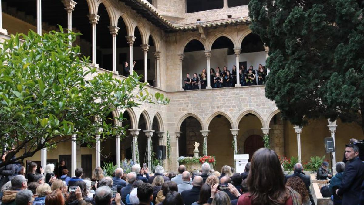 
                                                                                                Illa, Collboni y Omella reivindican el legado del monasterio de Pedralbes
                                                                                            