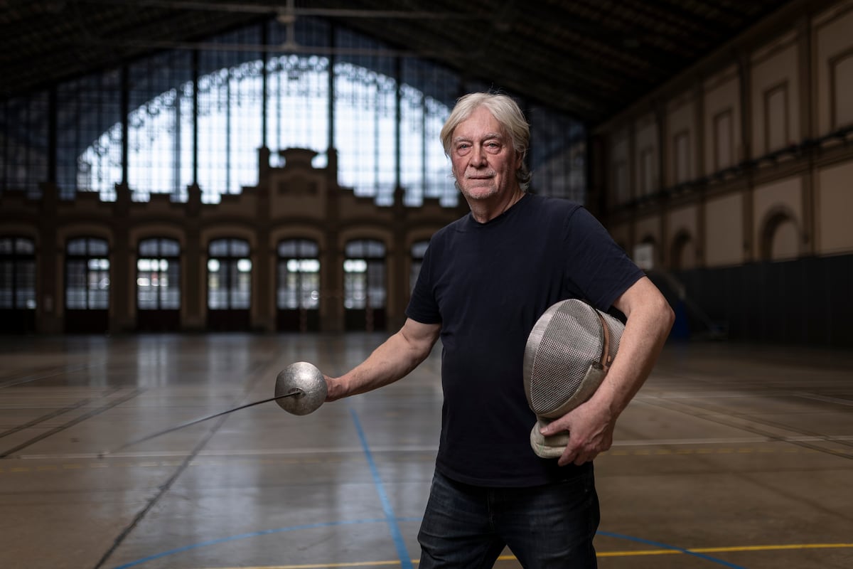 Imre Dobos, maestro de esgrima: “La estocada imparable no existe”