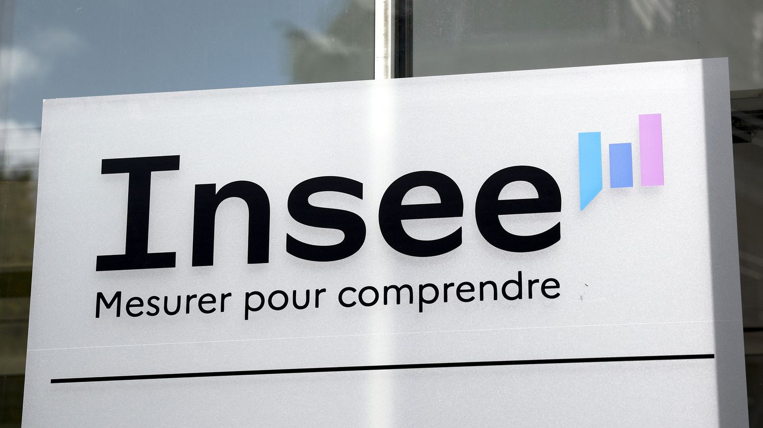 Le déficit public recule à 5,1% du PIB en 2025, le Premier ministre Sébastien Lecornu se félicite d'une "méthode" qui "paie"