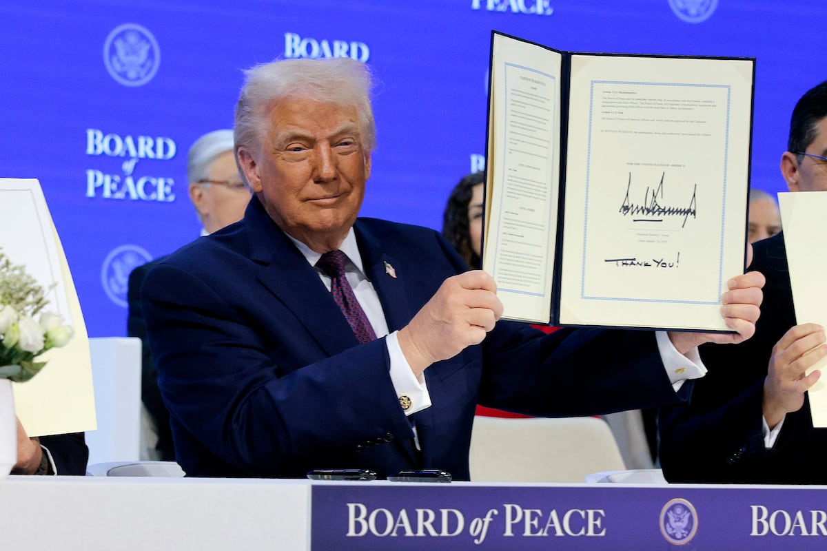 Trump estampará su firma en los dólares, la primera vez que lo hace un presidente de Estados Unidos en ejercicio
