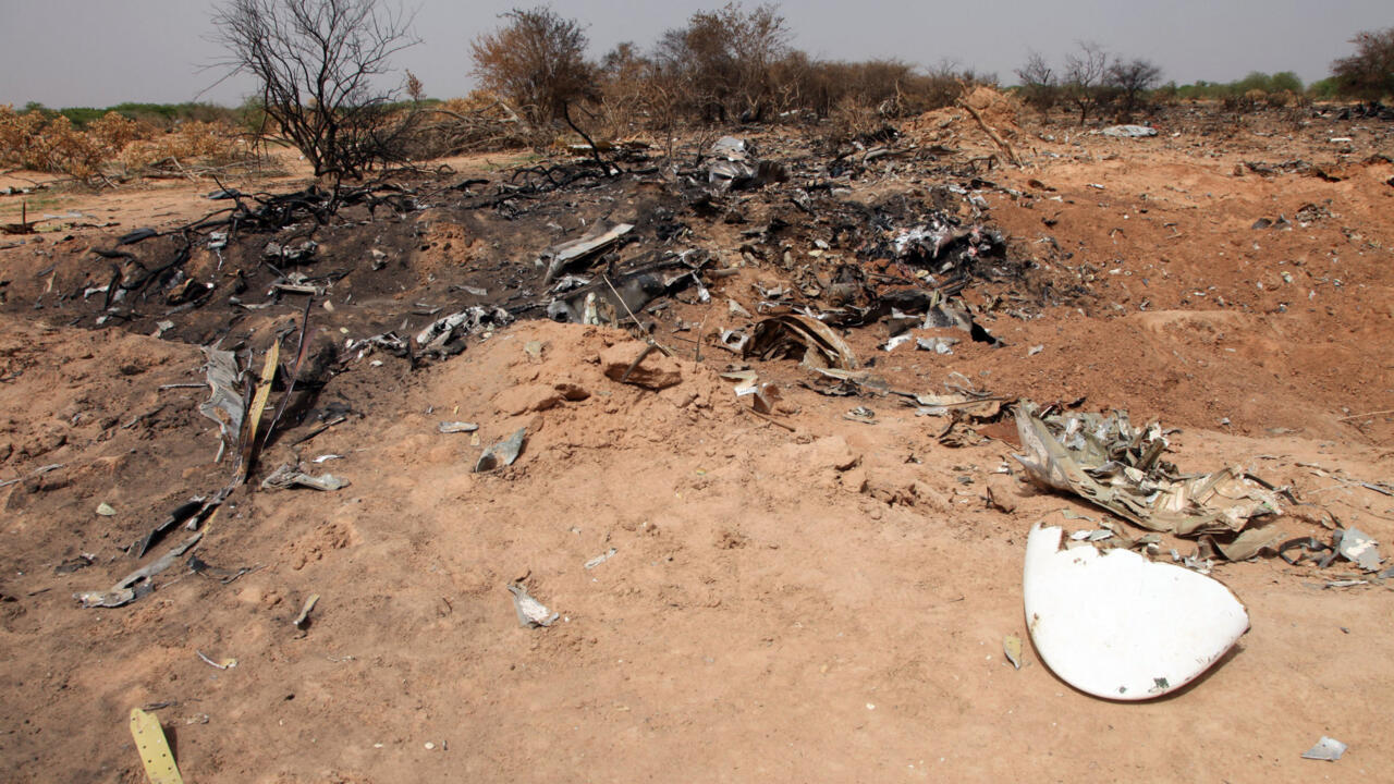Crash du vol Air Algérie AH5017: le tribunal correctionnel rendra sa décision le 28 septembre