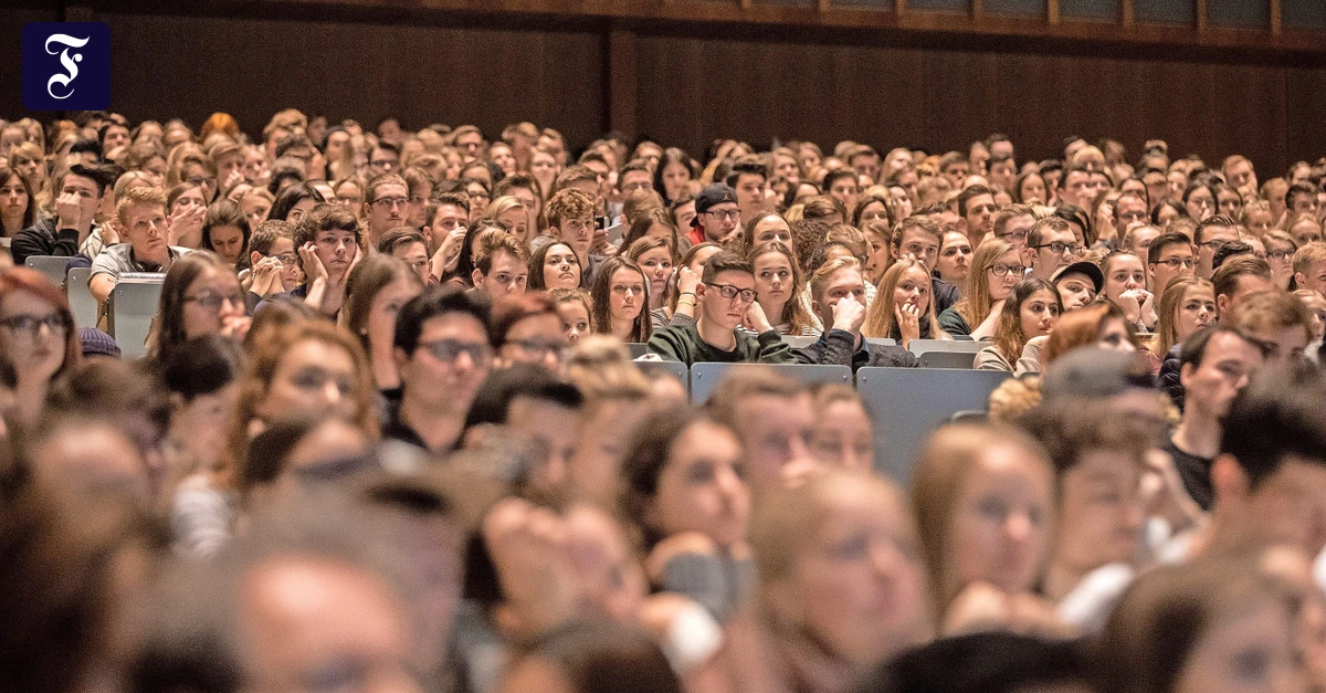 Rückkehr zu G9: Wie sich die Abi-Lücke an den Unis bemerkbar macht