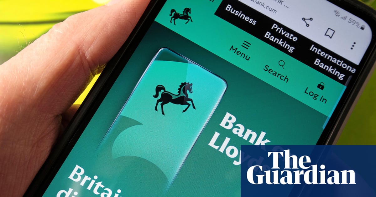 Almost half a million Lloyds customers had personal data exposed in IT glitch