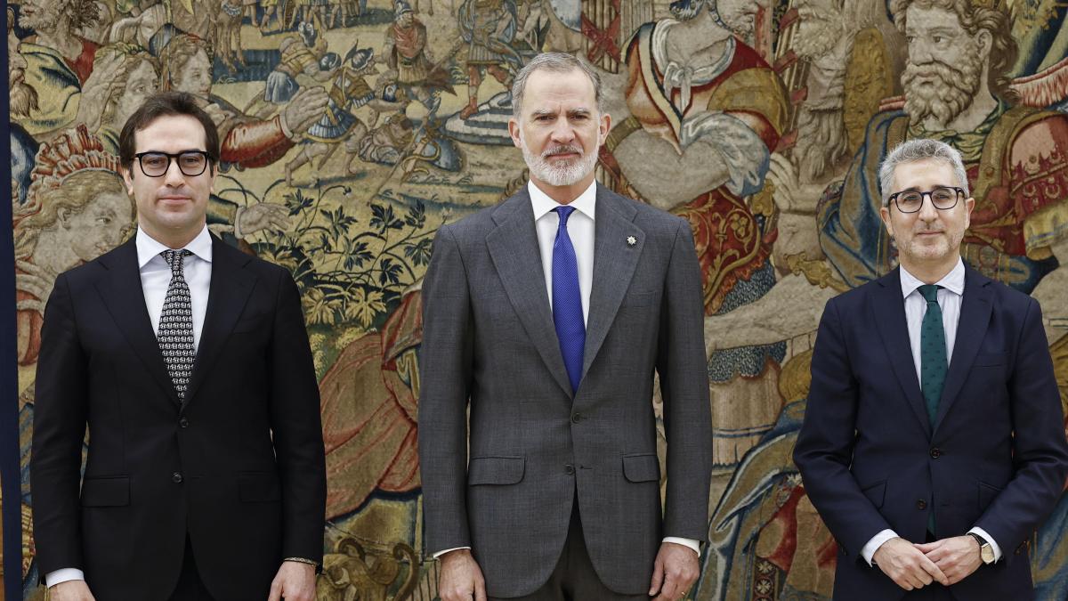 
                   Cuerpo y España prometen sus nuevos cargos en el Palacio de la Zarzuela
               
