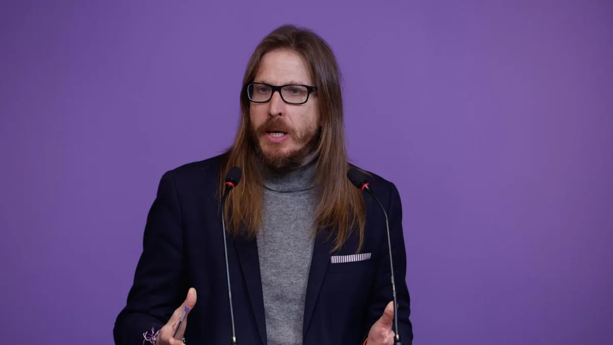 Podemos negocia una posible coalición en Andalucía junto a IU y Sumar