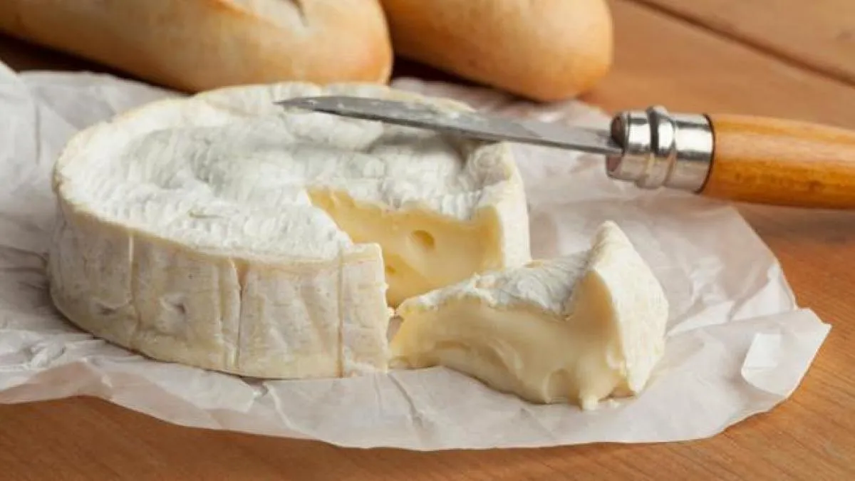 Consumo alerta de la venta de queso Camembert con 'E. coli' en Catalunya y Madrid