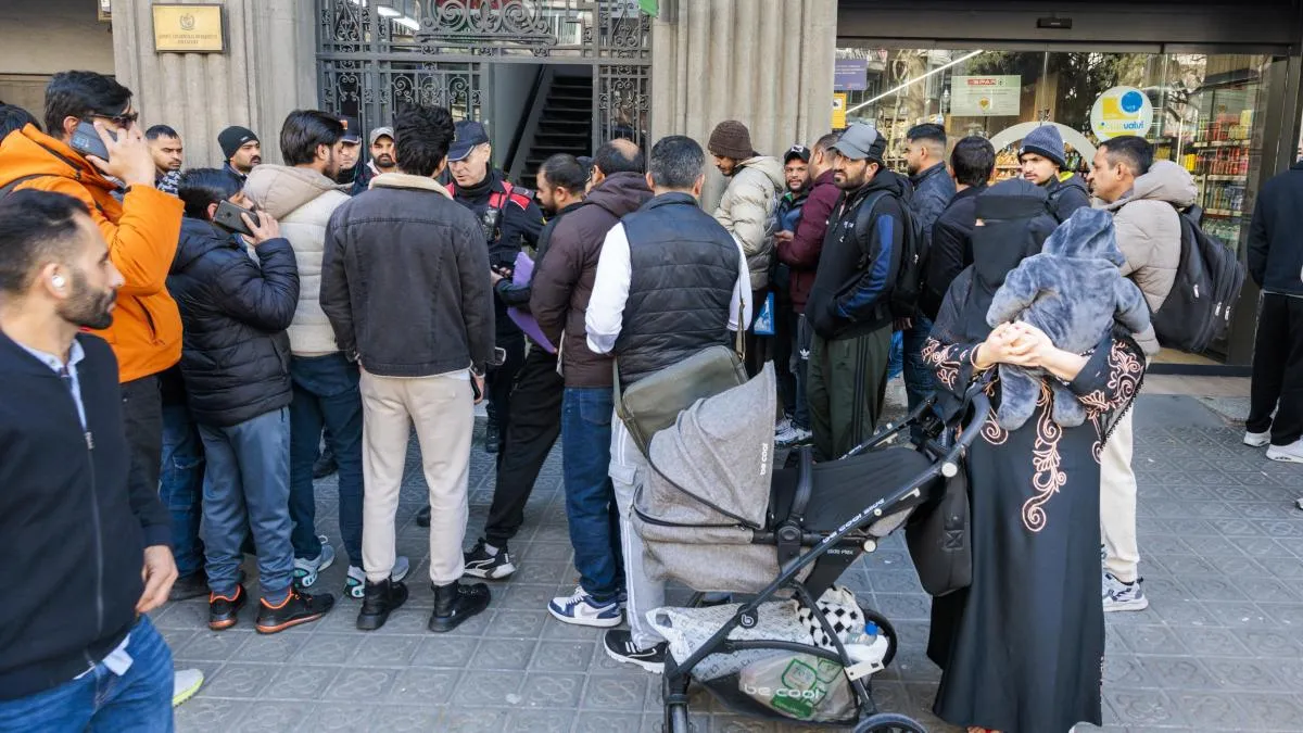 
                                                                                                                                                      Encuesta: ¿Apruebas endurecer los requisitos de la regularización masiva de migrantes?
                                                                                                                                                  
