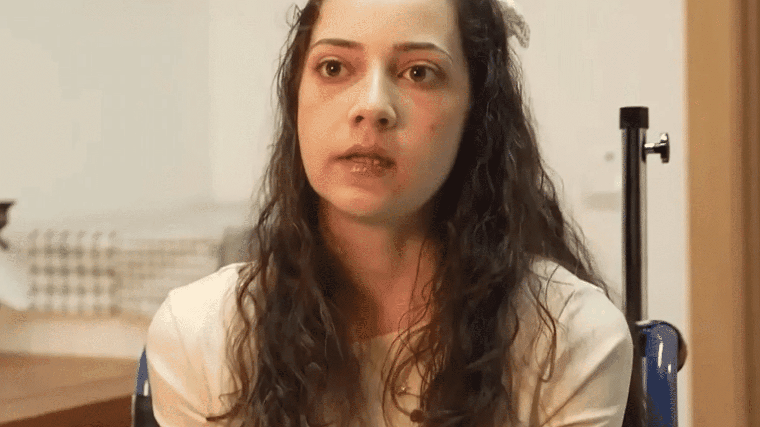 "Je veux mourir belle et seule, vêtue de ma robe préférée" : après deux ans de combat contre son père, une Espagnole paraplégique de 25 ans a été euthanasiée