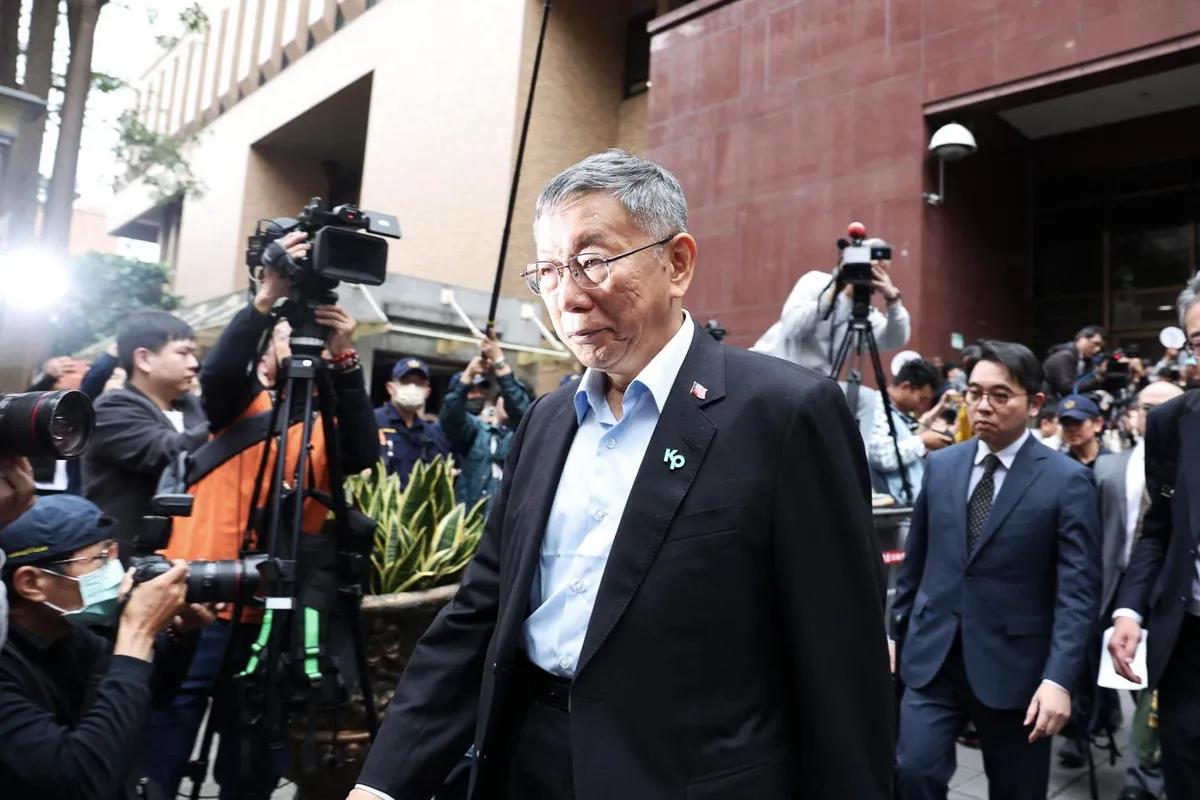 A Taïwan, Ko Wen-je, chef de file du parti populiste TPP, condamné à dix-sept ans de prison pour corruption