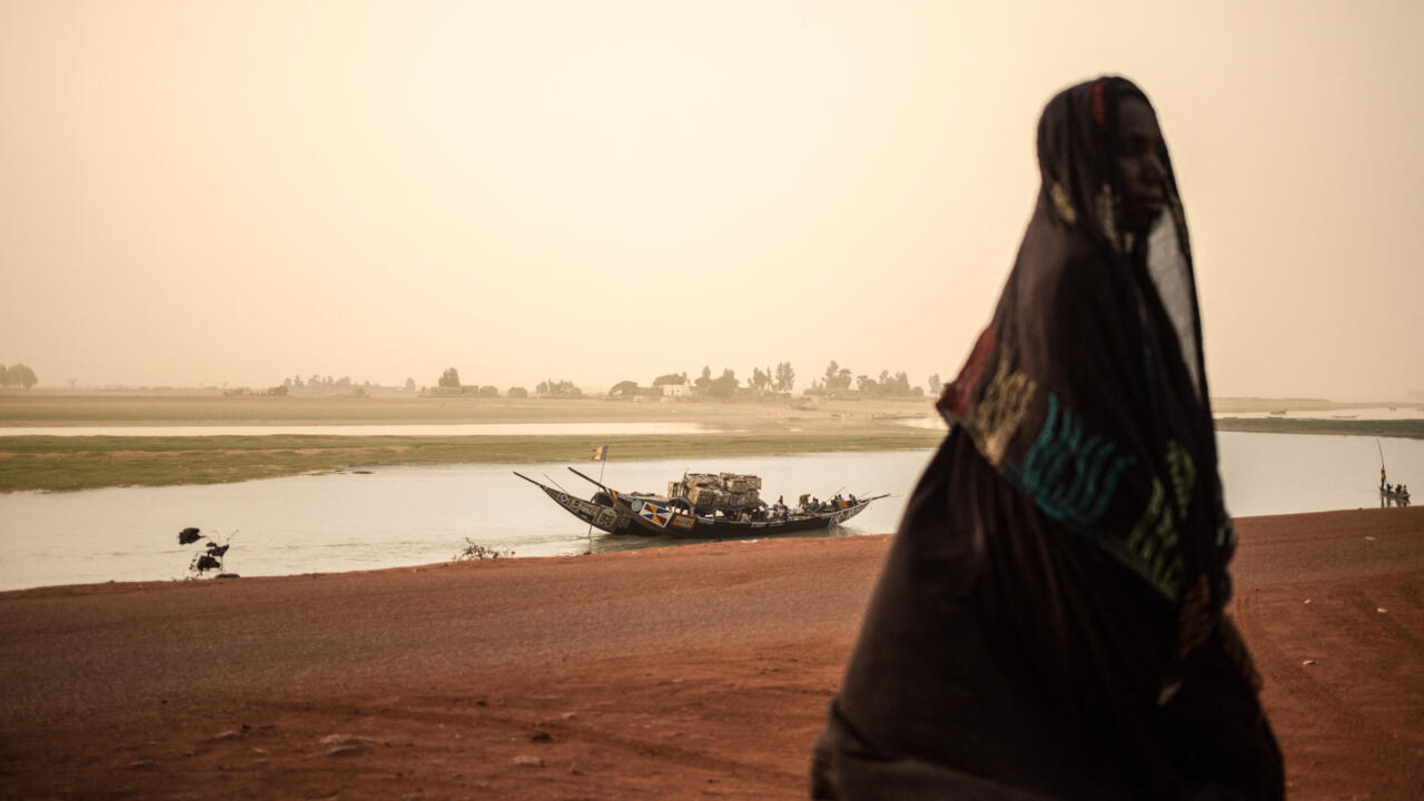 Mali: à Mopti, l'arrivée de citernes soulage sans rassurer les habitants