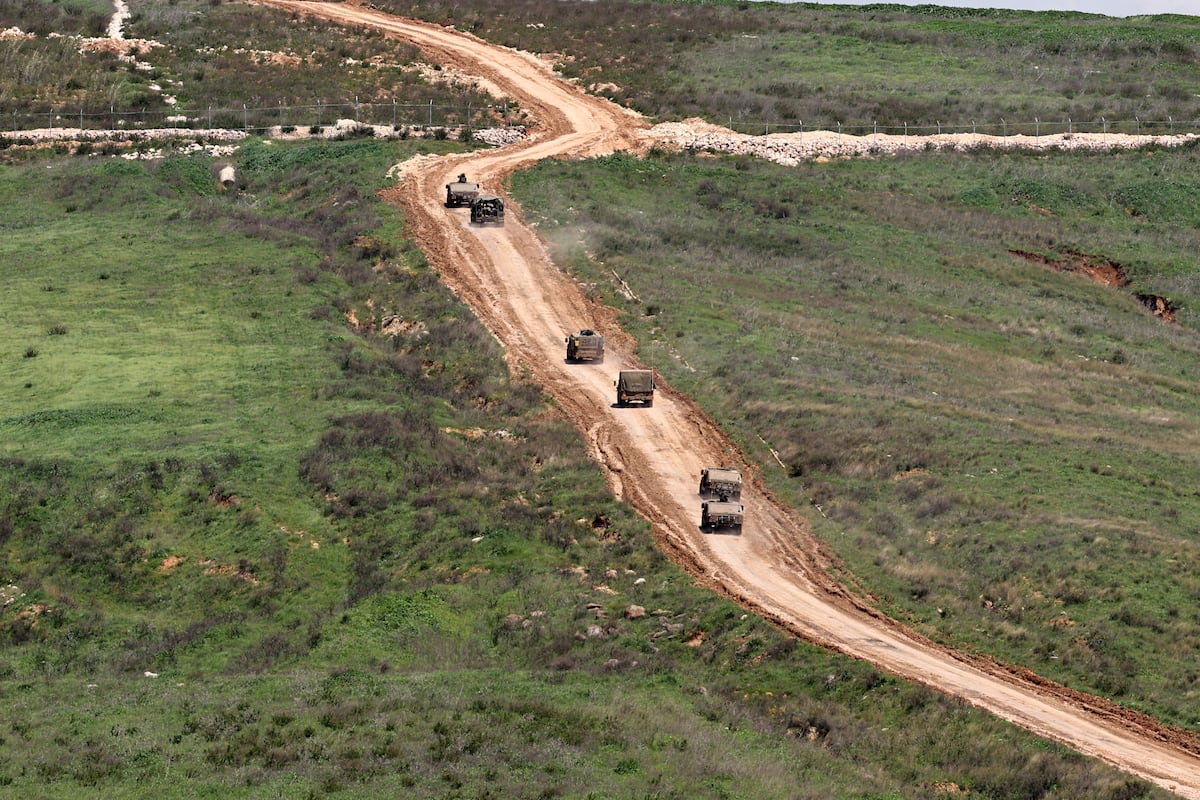 Israel intensifica la guerra en todos los frentes y amenaza con asesinar a más altos cargos iraníes