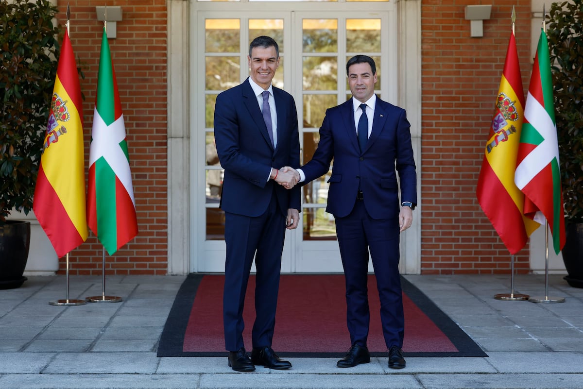 Sánchez y Pradales acuerdan que País Vasco participe en la gestión de sus aeropuertos