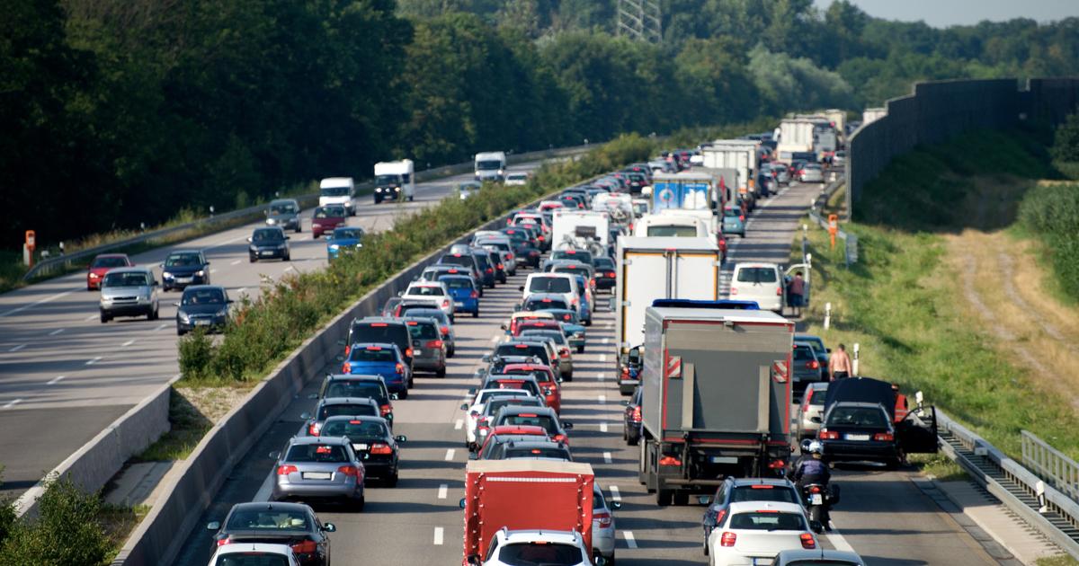 Flambée des carburants : les transporteurs routiers annoncent des actions dans toute la France à partir de samedi