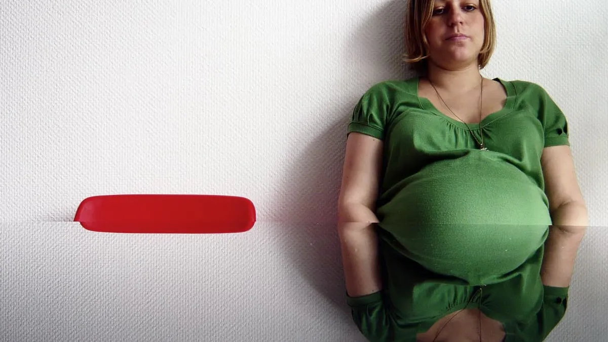 Une femme enceinte peut-elle être licenciée pendant sa période d'essai? Non, répond la Cour de cassation (sauf si l'entreprise prouve que le motif n'a rien à voir avec la grossesse)