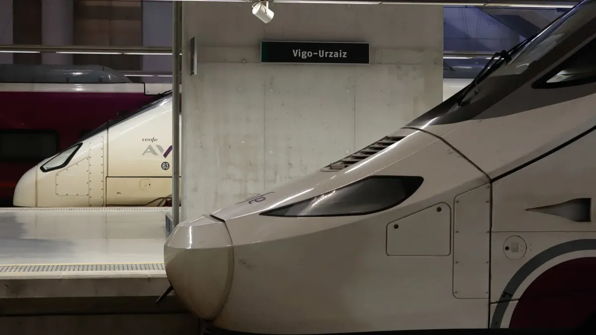 
         El Alvia entre Cataluña y Galicia empezará y acabará en Vigo a diario desde el 7 de abril y suma nuevas paradas 
    