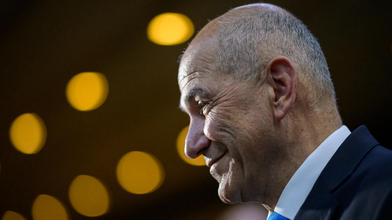 À la Une: en Slovénie, Janez Jansa entre l’ombre d’Orban et le modèle Giorgia Meloni