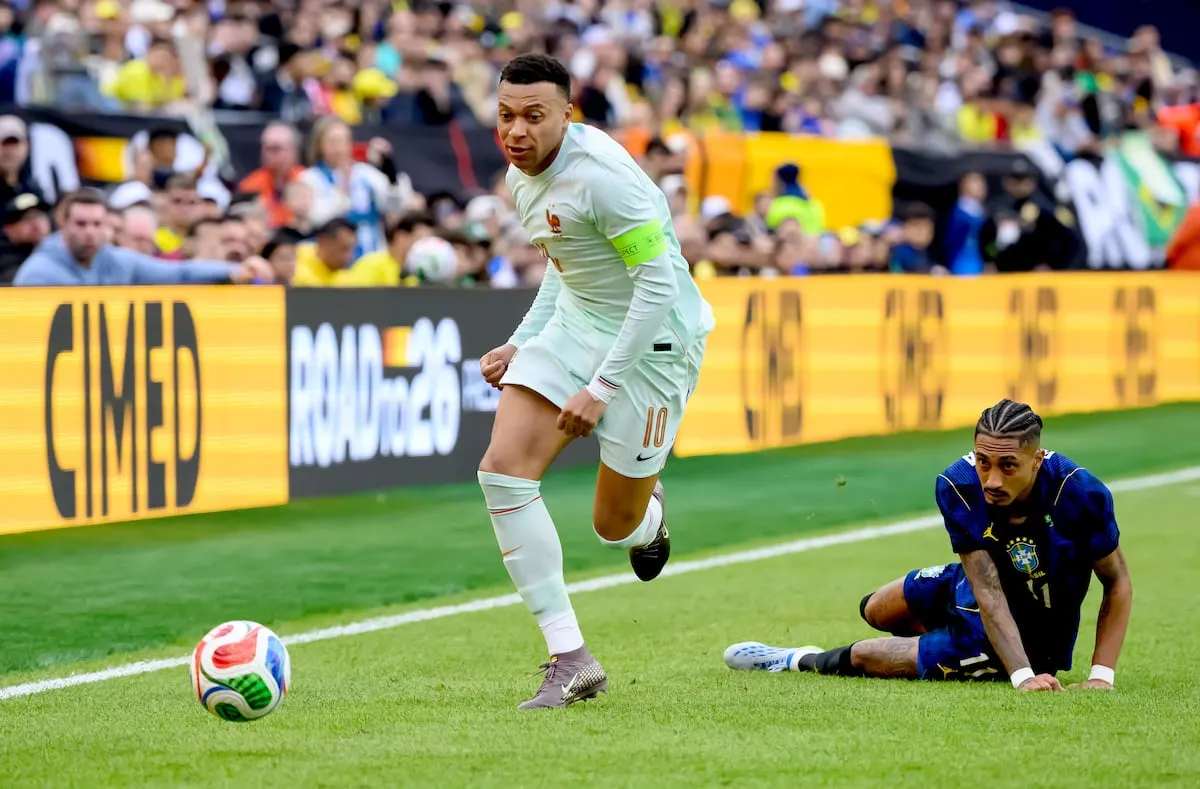 Raphinha se lesiona con Brasil y vueve a Barcelona: así afecta la acumulación de partidos a la salud de los futbolistas
