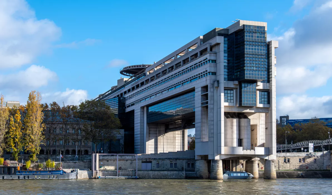 Transport, pêche, agriculture... Le plan du gouvernement pour soutenir les secteurs touchés par la flambée des carburants