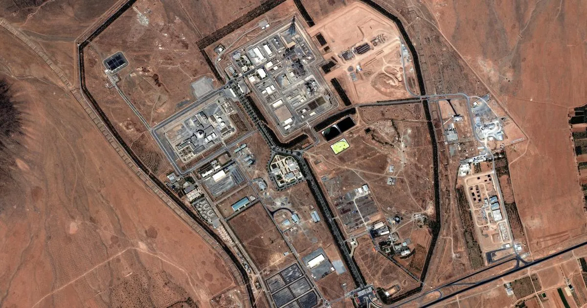Guerre en Iran : l'armée israélienne confirme avoir frappé le réacteur à eau lourde d'Arak, déjà ciblé en juin
