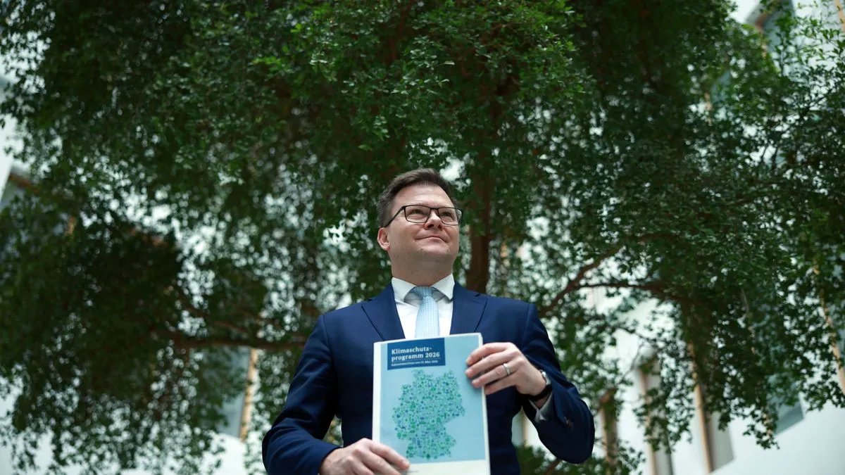 Carsten Schneider: Der ärmste Kerl im Kabinett – die unmögliche Mission des Umweltministers