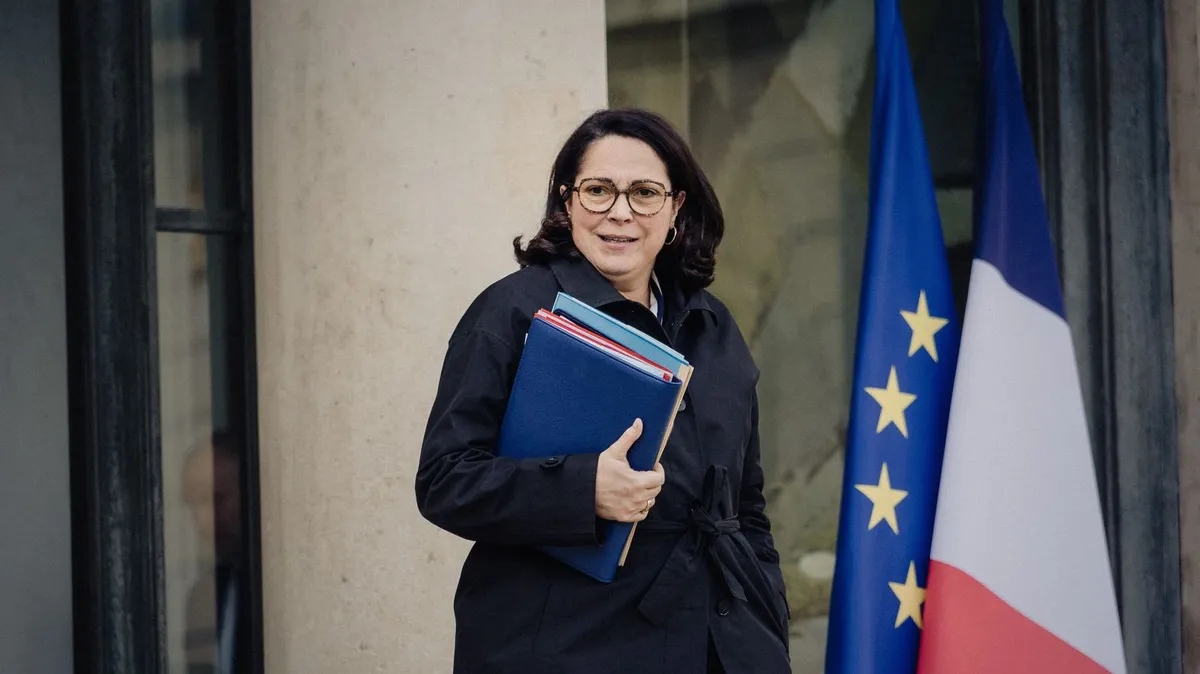 Pourquoi la France "regrette" le  retour des tests de féminité imposés par le CIO pour les Jeux olympiques de Los Angeles 2028