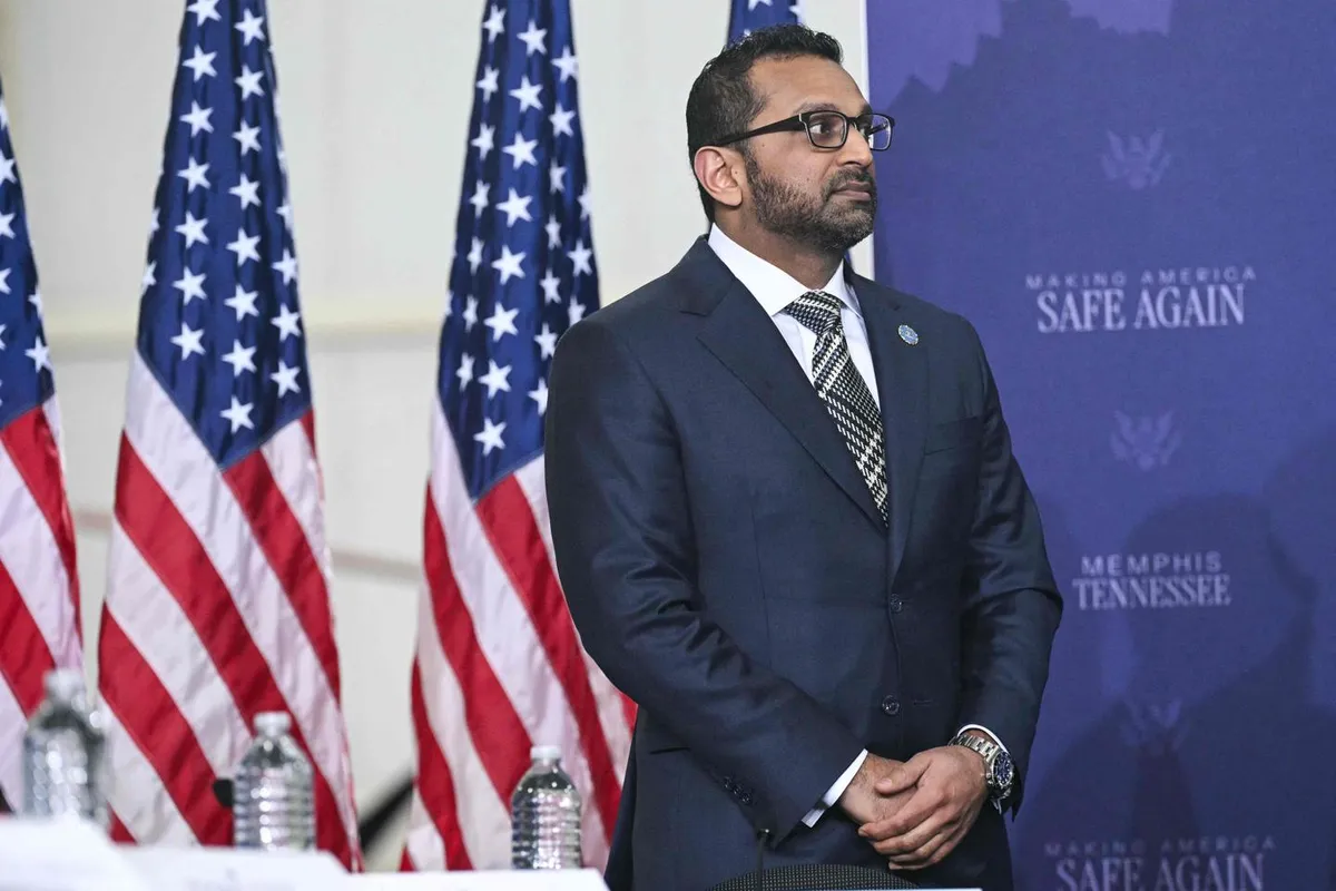 Des hackeurs iraniens revendiquent le piratage de la boîte mail personnelle du directeur du FBI