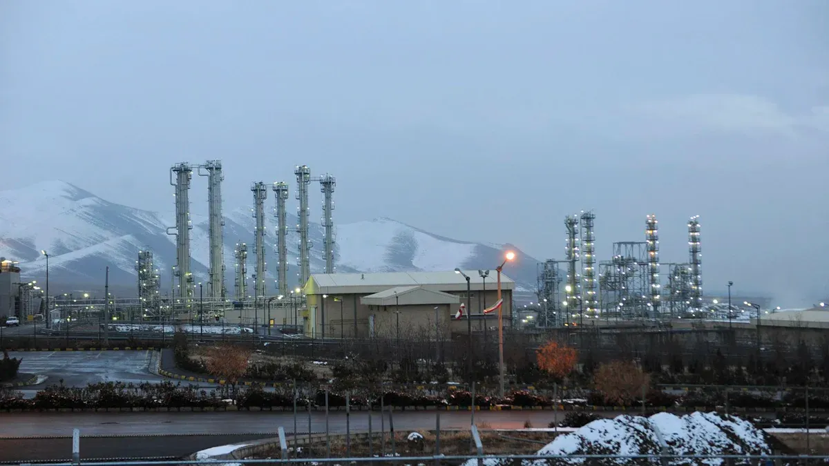 Krieg in Iran: Israel und Iran melden Angriffe auf iranische Atomanlagen