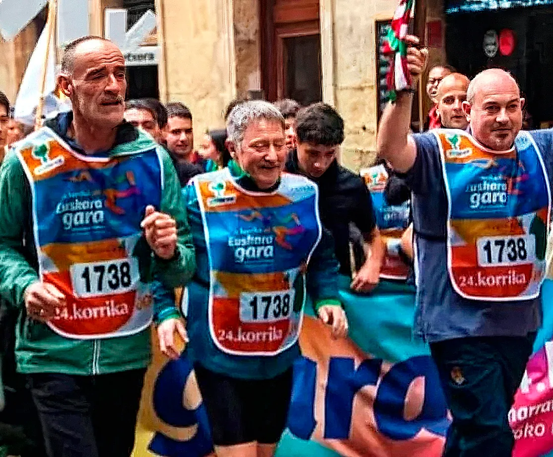 La Korrika del blanqueo definitivo de ETA: un veto y 2.750 kilómetros hasta entregar el testigo a tres etarras