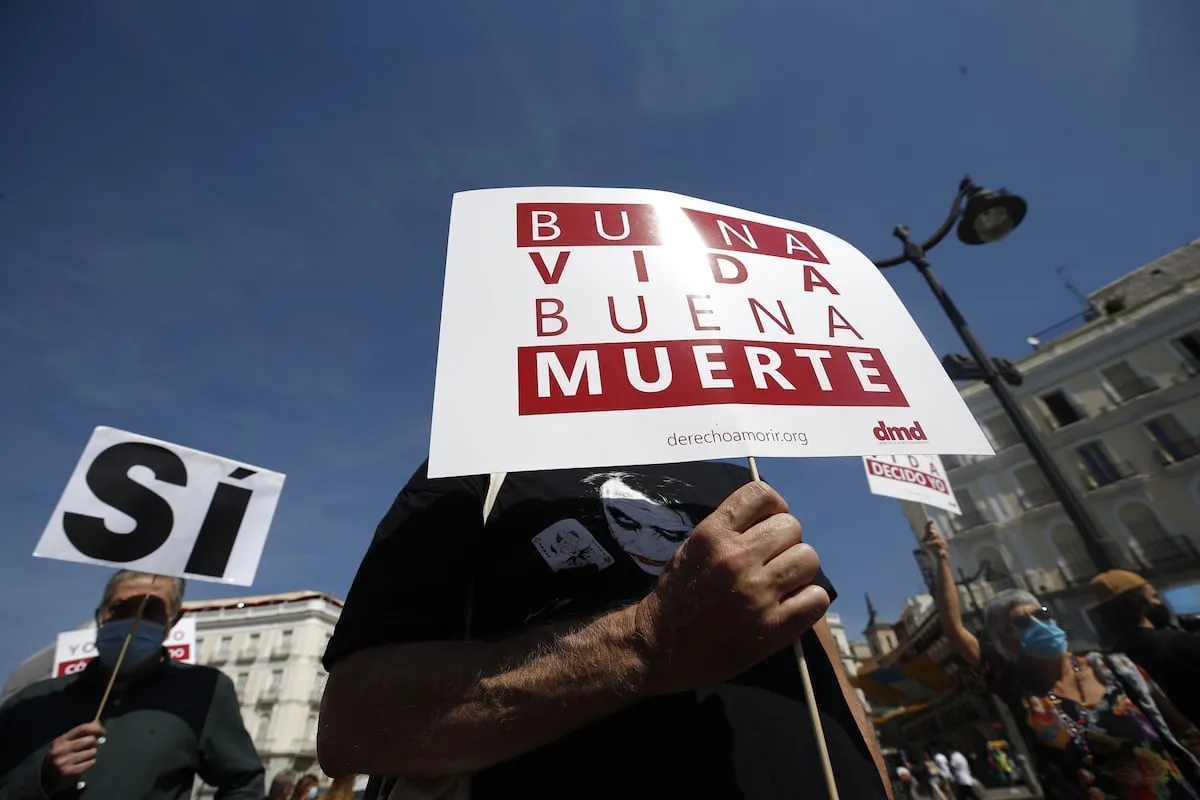 Sanidad agilizará la eutanasia en casos urgentes y reforzará el papel de la enfermería