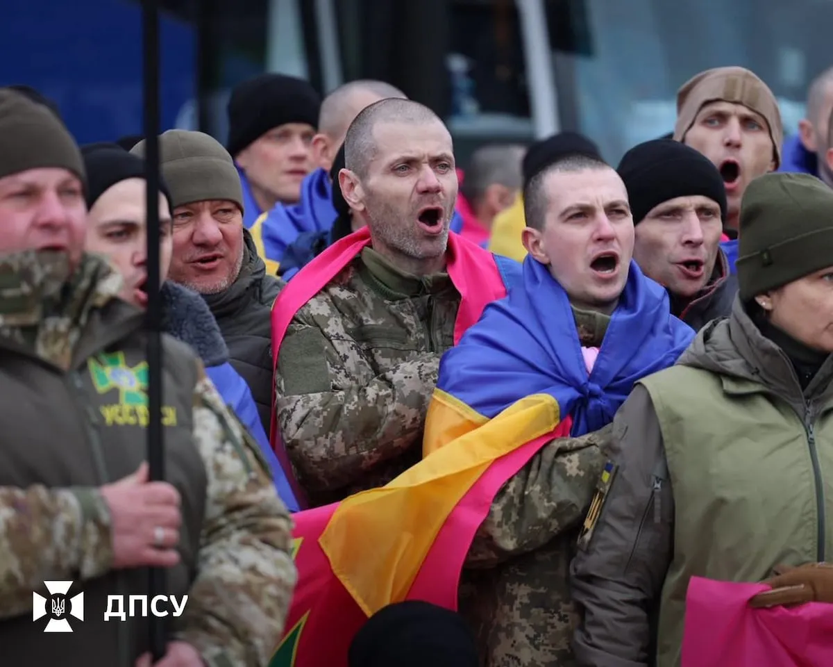 De defender Mariupol a purgar cuatro años en penales rusos: “Me siento como una piedra”