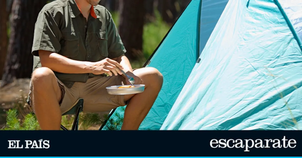 Así son los 5 taburetes portátiles plegables más cómodos para llevar contigo en tus escapadas