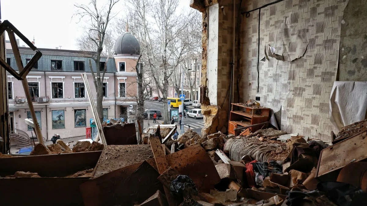 Des frappes russes font trois morts en Ukraine, un enfant tué par une frappe ukrainienne en Russie
