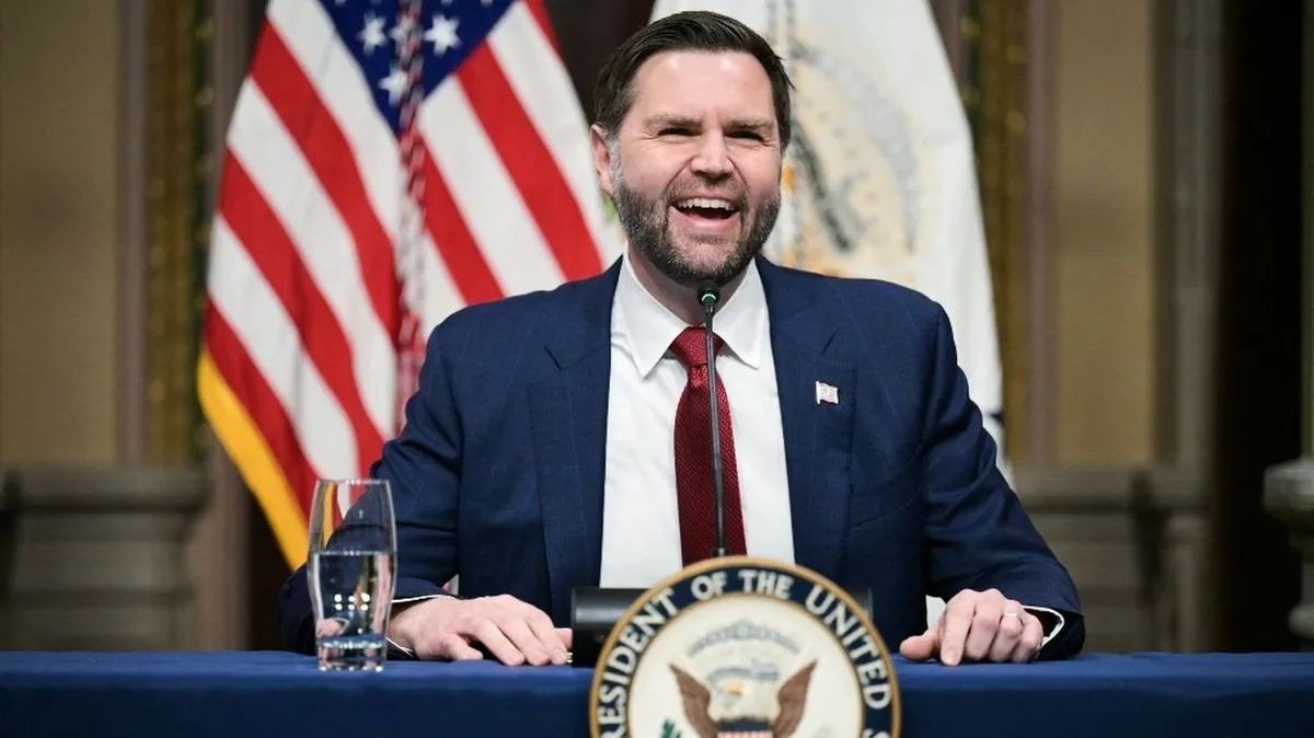 "Obsédé" par les ovnis, le vice-président américain JD Vance promet d'aller "au fond des dossiers" sur le sujet